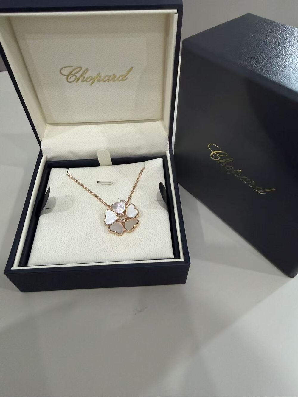 Chopard Happy Hearts Flower Necklace